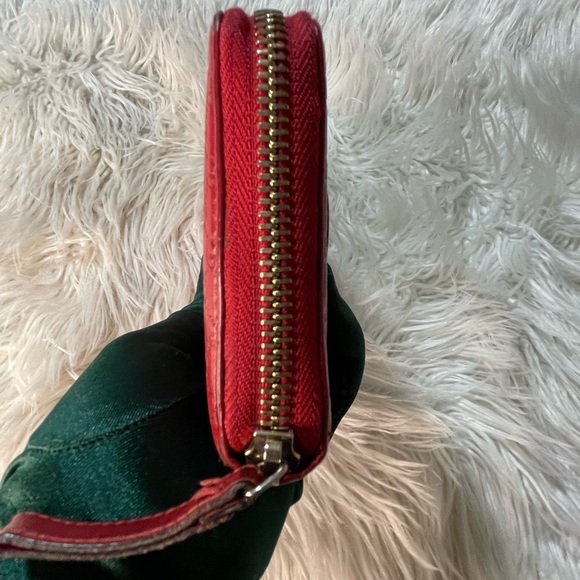 Microguccissima Heart Zip Around Wallet Red - Picture 11 of 13